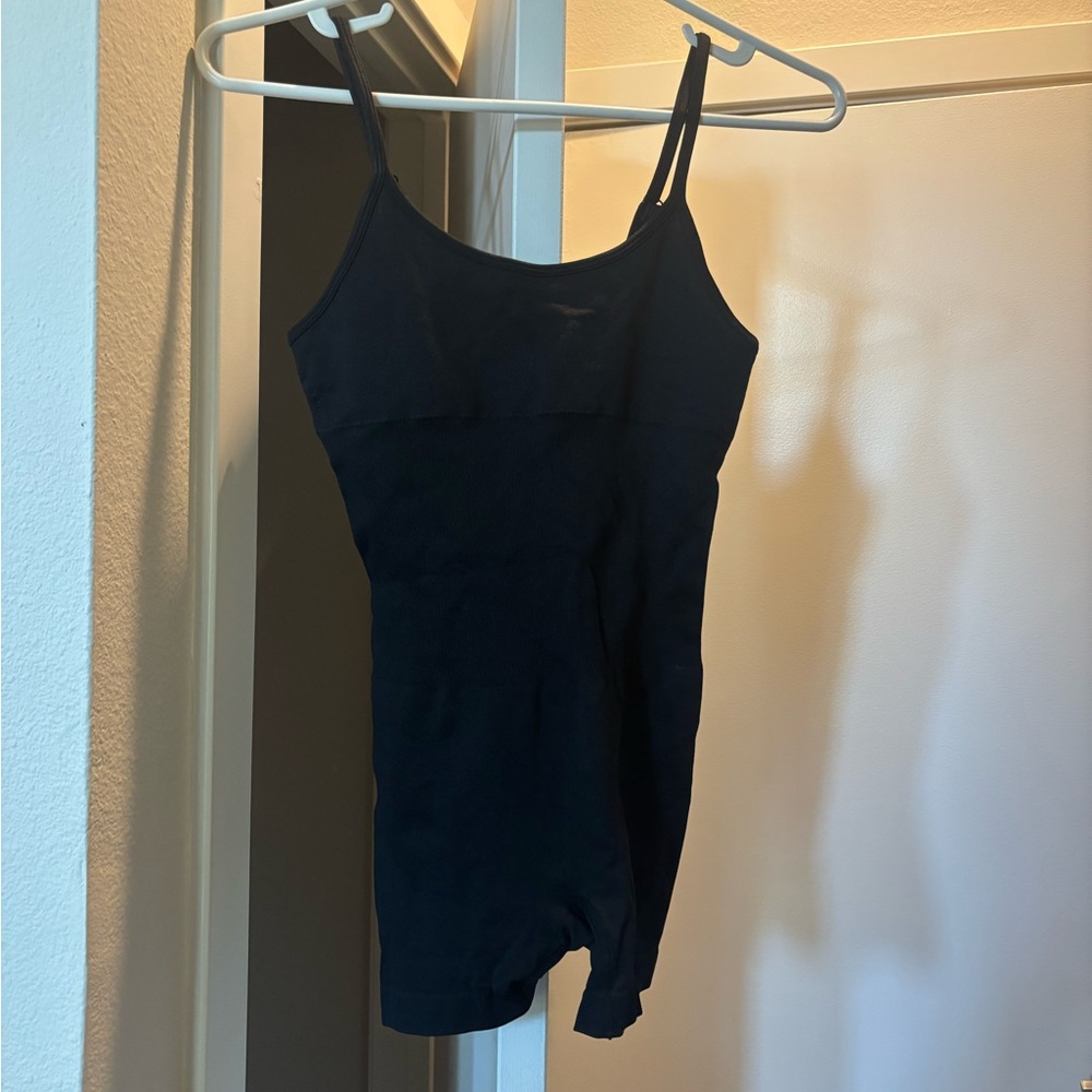 Amazon Black Sleeveless Jumpsuit